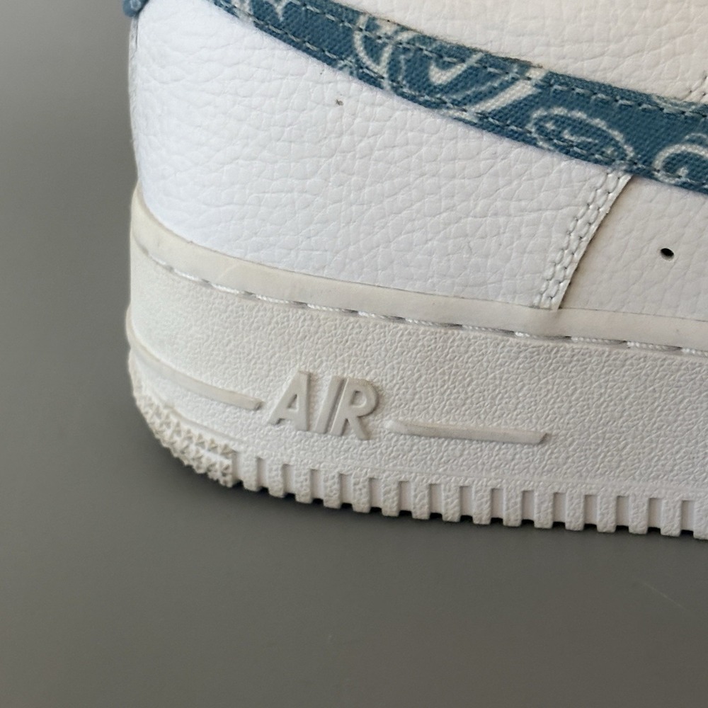 Nike Air Force 1 Low '07 Sneakers Womens 9 White Blue Paisley DH4406-100 - Picture 6 of 16